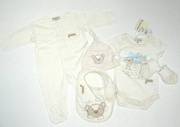 Beautiful 5 piece baby sets,  Sleepsuit,  vest,  bib,  hat,  bootys